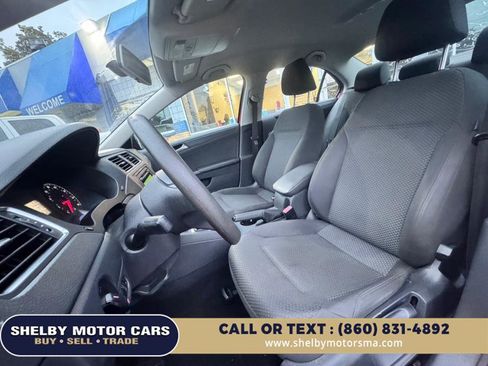 Used 2014 Volkswagen Jetta S image 10