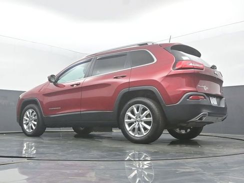Used 2016 Jeep Cherokee Limited AWD/4WD image 46