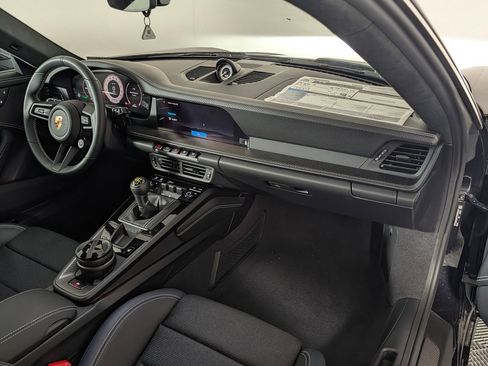 Certified 2026 Porsche 911 GT3 RWD image 18