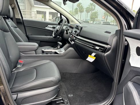 New 2026 Kia Sportage SX FWD image 22