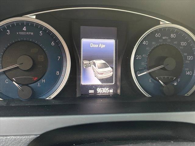 Used 2017 Toyota Camry LE FWD image 8
