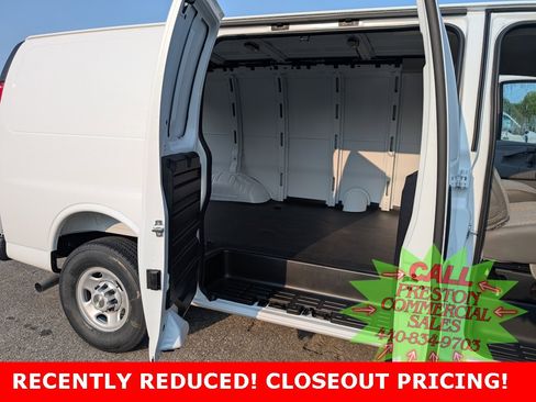 New 2025 Chevrolet Express 2500 w/ Driver Convenience Package image 18