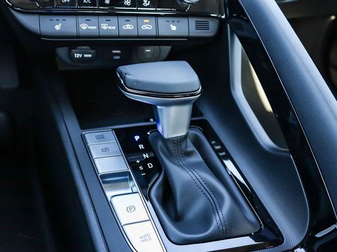 New 2025 Hyundai Elantra Limited w/ Cargo Package image 26