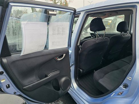 Used 2010 Honda Fit Sport image 9