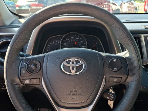 Used 2013 Toyota RAV4 XLE AWD/4WD image 19