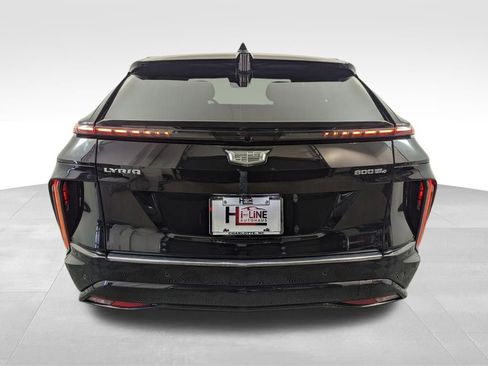 Used 2024 Cadillac Lyriq Luxury w/ LPO, Floor Liner Package image 21