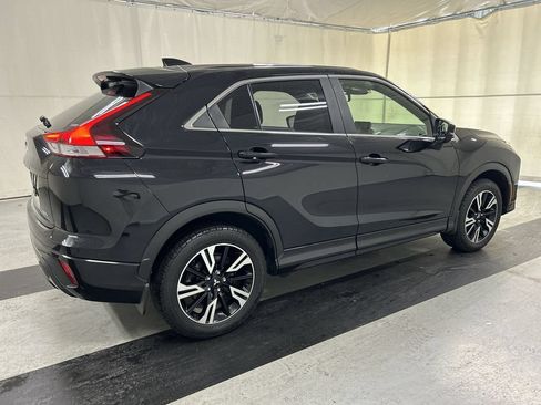 Used 2023 Mitsubishi Eclipse Cross SEL AWD/4WD image 2