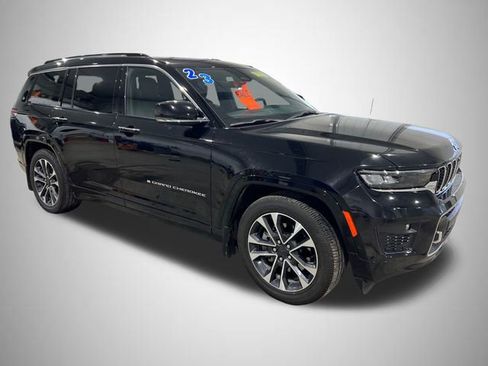 Used 2023 Jeep Grand Cherokee L Overland w/ Advanced Protech Group III image 8