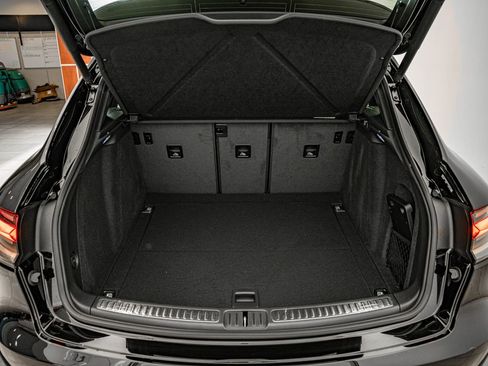 New 2026 Porsche Macan AWD/4WD image 41