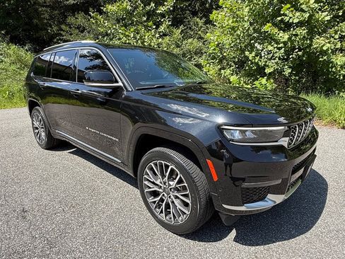Used 2022 Jeep Grand Cherokee L Summit AWD/4WD image 4