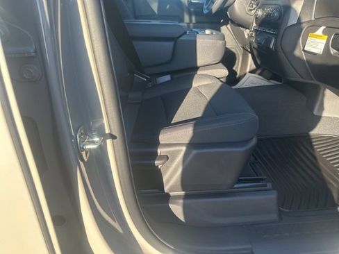 New 2026 Chevrolet Silverado 1500 Custom Trail Boss w/ Turbomax Blackout Package AWD/4WD image 32