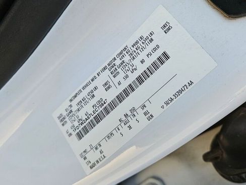 Used 2020 Ford F250 XL w/ Power Equipment Group image 19