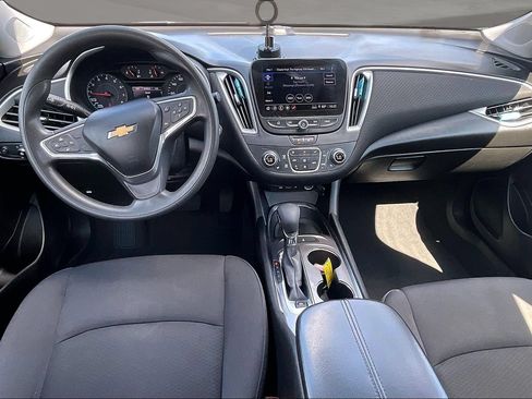 Used 2022 Chevrolet Malibu LT FWD image 8