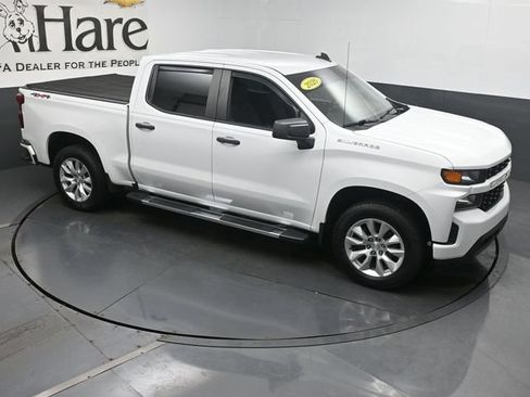Used 2020 Chevrolet Silverado 1500 Custom w/ Custom Value Package AWD/4WD image 38
