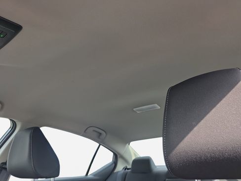 Used 2025 Nissan Altima 2.5 SV image 29