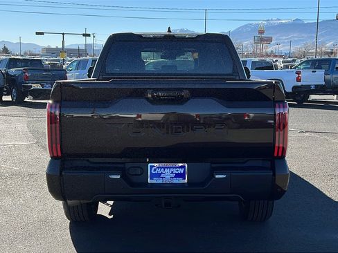 Used 2025 Toyota Tundra Limited AWD/4WD image 6