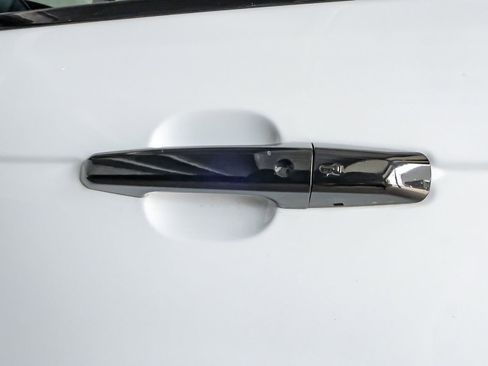 Used 2017 Land Rover Range Rover Supercharged image 40