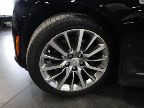 Used 2018 Cadillac CT6 Luxury image 13