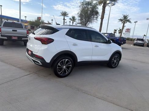 Used 2020 Buick Encore GX Essence FWD image 4