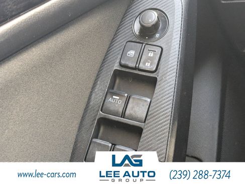 Used 2016 MAZDA MAZDA3 i Sport image 16