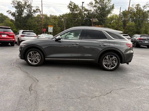 Used 2024 Genesis GV70 2.5T w/ Advanced Package AWD/4WD image 4