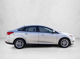 Used 2016 Ford Focus SE video 4