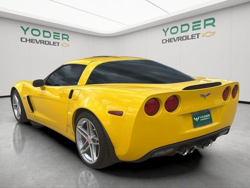 Used 2007 Chevrolet Corvette Z06 w/ Preferred Equipment Group RWD image 10
