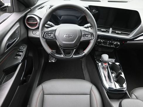 New 2026 Chevrolet Trax RS image 11