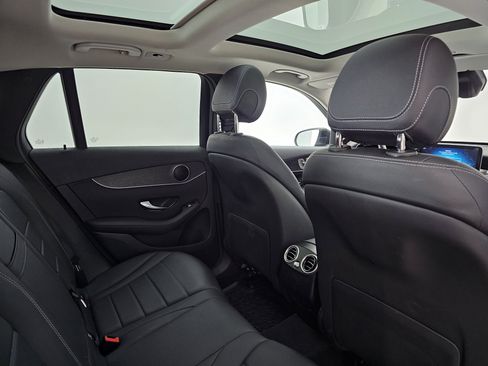 Used 2021 Mercedes-Benz GLC 300 GLC 300 image 17