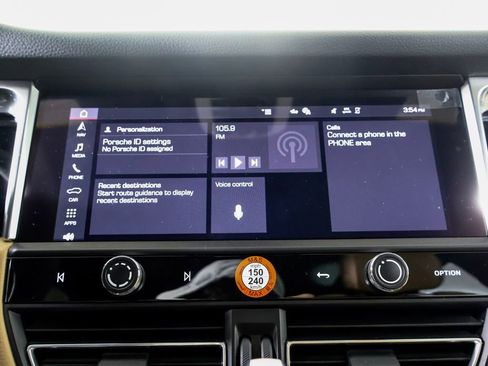 New 2026 Porsche Macan image 17