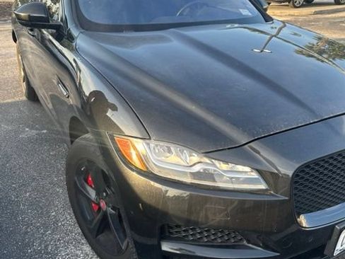 Used 2019 Jaguar F-PACE Prestige AWD/4WD image 1