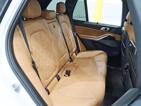 Used 2026 BMW X5 M60i image 33