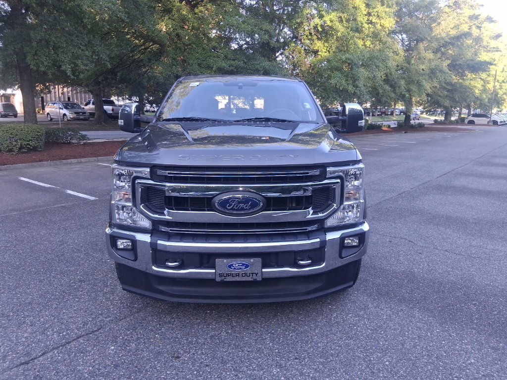 Used 2021 Ford F250 XLT w/ XLT Premium Package AWD/4WD image 2