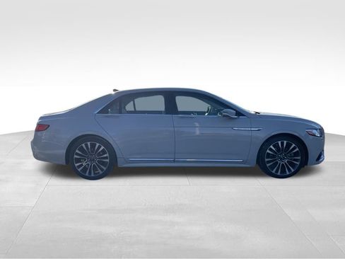 Used 2020 Lincoln Continental AWD w/ Premium Package image 6