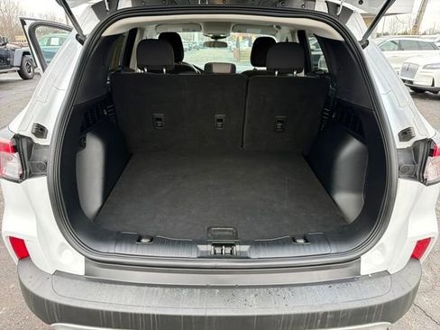 Used 2022 Ford Escape SE image 22