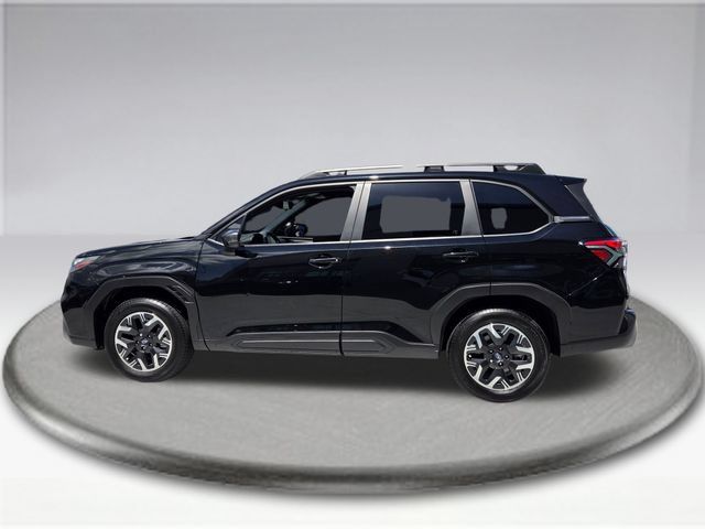 Used 2025 Subaru Forester Premium AWD/4WD image 18