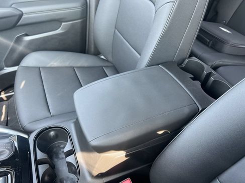New 2025 Chevrolet Colorado LT w/ LT Convenience Package AWD/4WD image 34