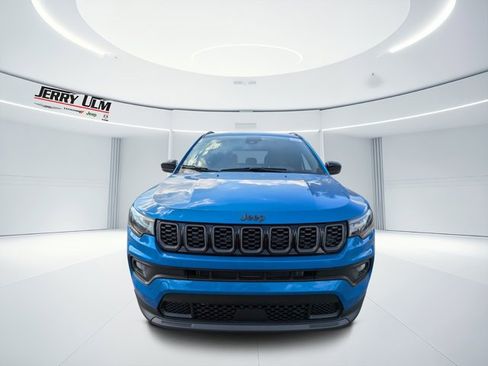 New 2026 Jeep Compass Latitude image 7