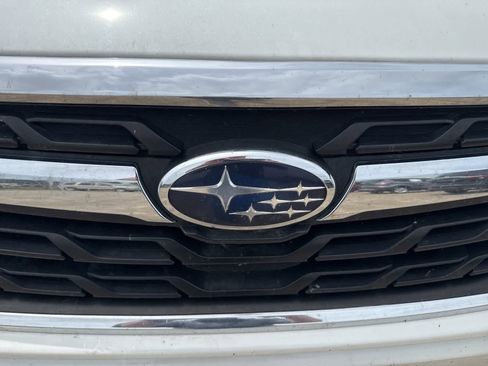 Used 2018 Subaru Forester 2.5i Premium AWD/4WD image 11