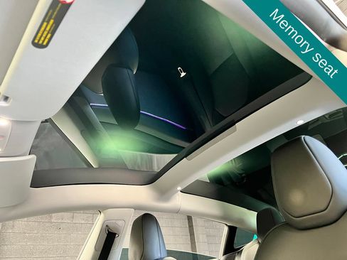 Used 2025 Tesla Model 3 Long Range RWD image 4