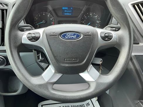 Used 2018 Ford Transit 350 XLT image 32