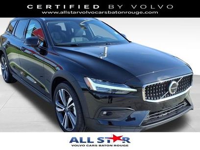 Used 2025 Volvo V60 B5 Cross Country Plus