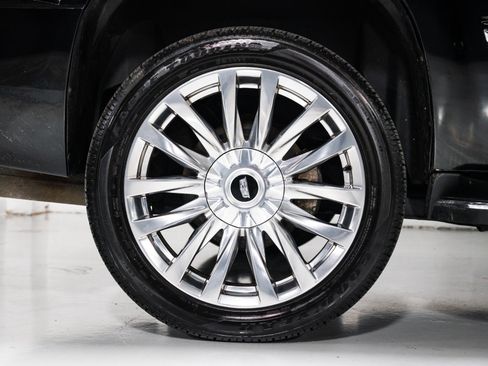 Used 2007 Cadillac Escalade AWD image 11