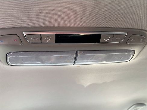 Used 2022 Kia Telluride LX image 25