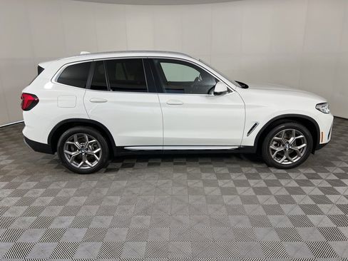 Used 2024 BMW X3 xDrive30i w/ Premium Package w/ZPA image 3