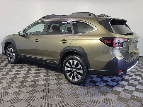 Used 2024 Subaru Outback Limited AWD/4WD image 10