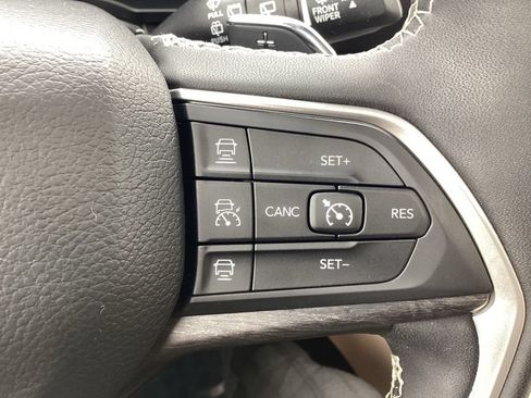 Used 2023 Jeep Grand Cherokee L Limited w/ Trailer Tow Package AWD/4WD image 22