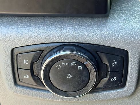 Used 2017 Ford F150 XL w/ Equipment Group 101A Mid RWD image 16