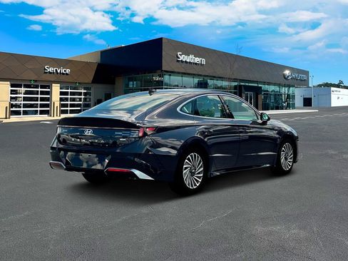 New 2025 Hyundai Sonata SEL FWD image 8