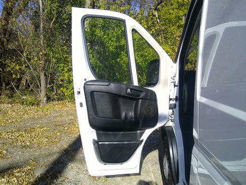 Used 2022 RAM ProMaster 2500 image 25